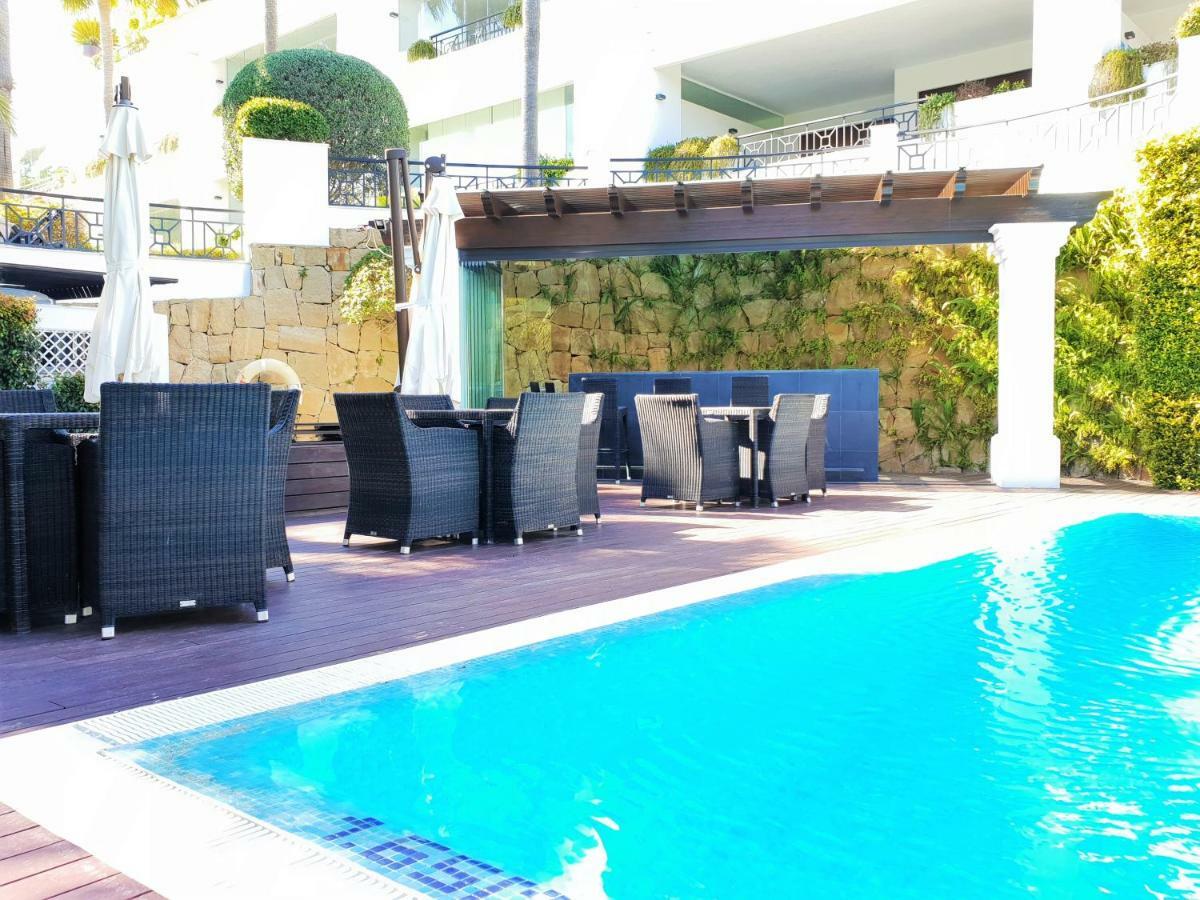 Luxury Apartment Frontal To The Sea In Estepona Doncella Beach Exterior foto